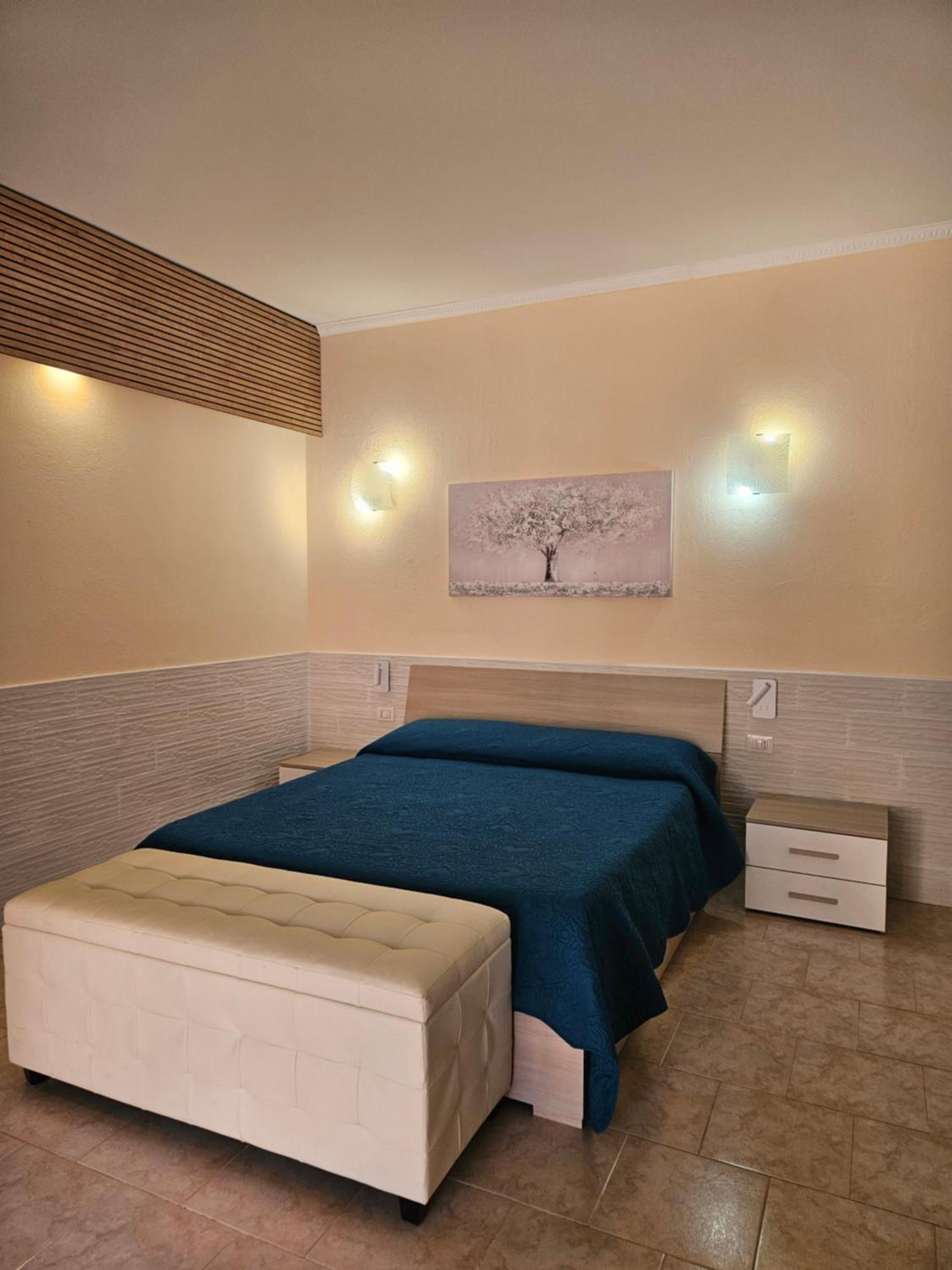 La Rosa Dei Venti B&B Chia Kültér fotó