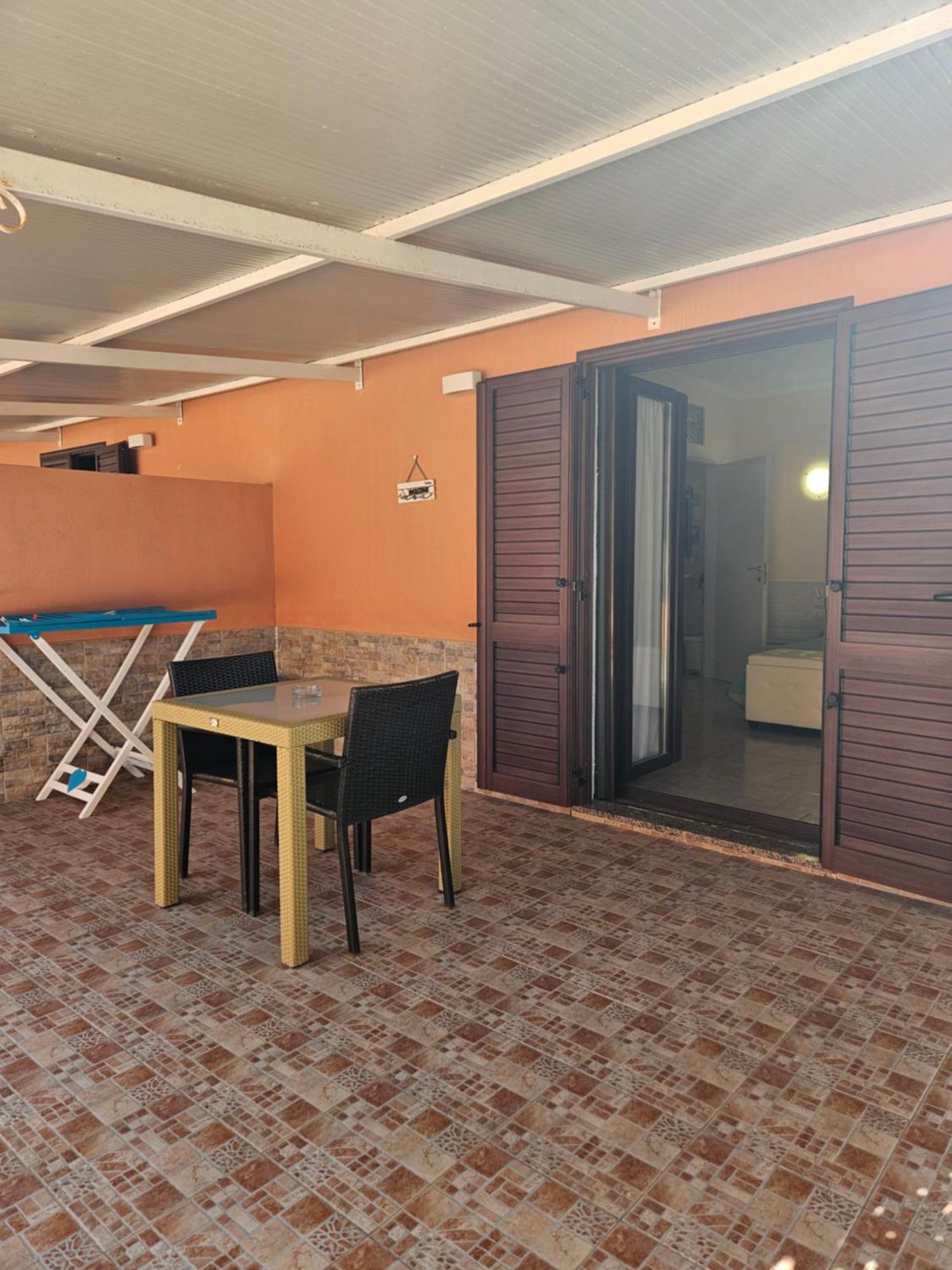 La Rosa Dei Venti B&B Chia Kültér fotó